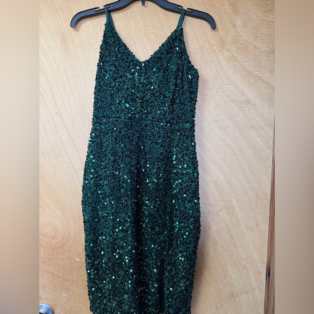 SHEIN Prom Formal Party Cocktail Emerald Green Sequin V-Neck Midi Dress NWOT
